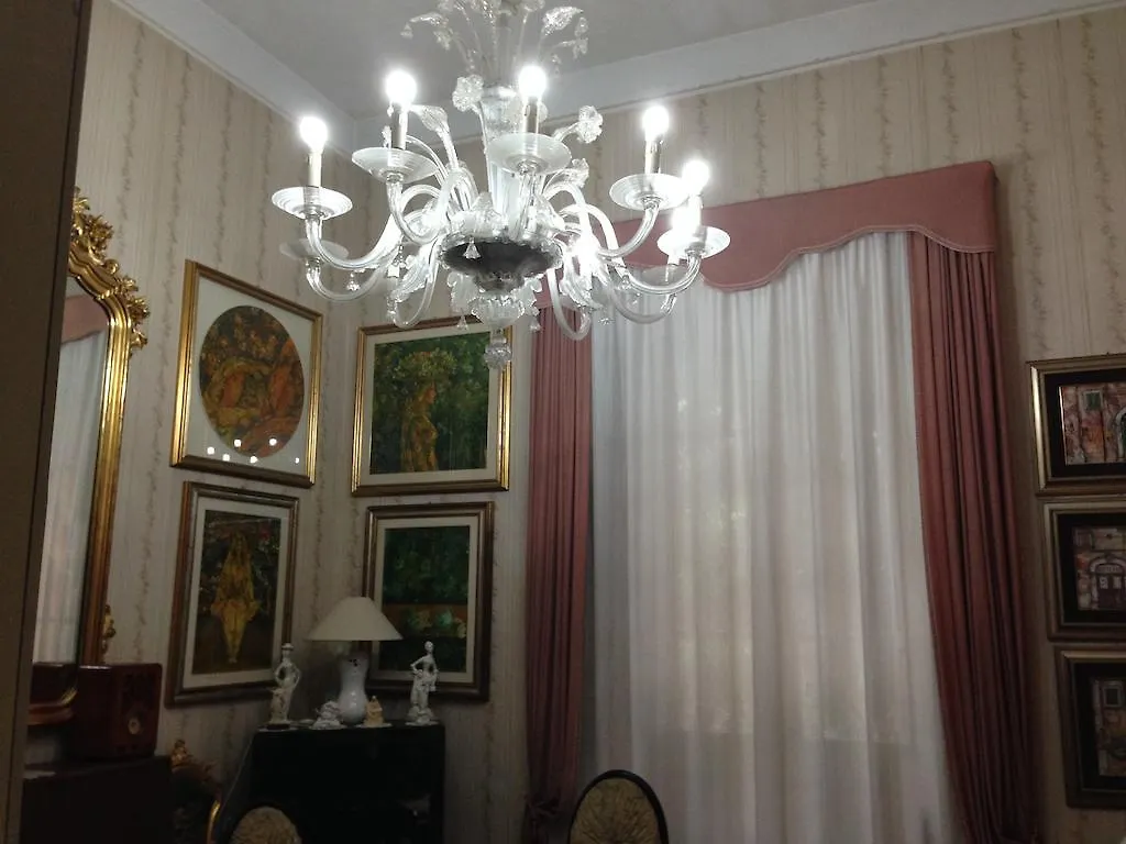 住宿加早餐酒店 B&B Regina Elena 卡利亚里