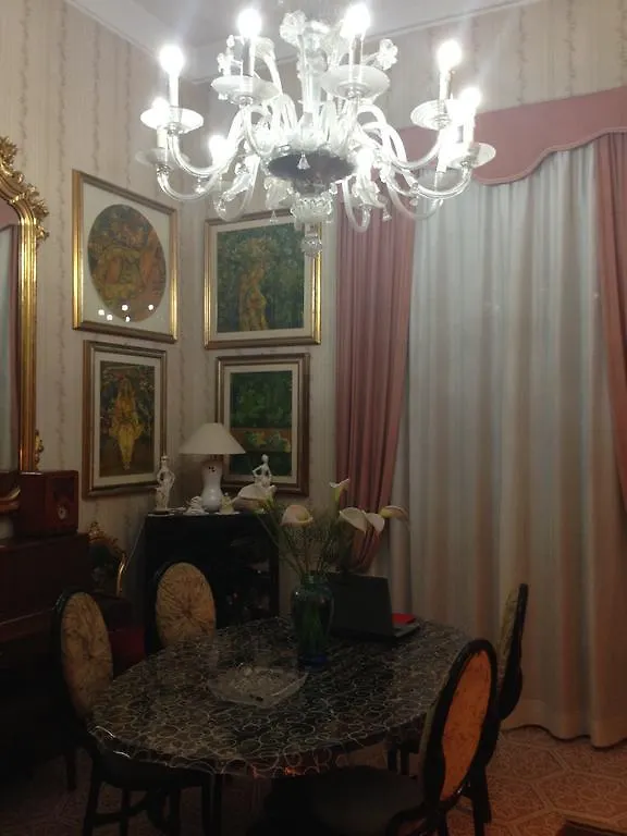 住宿加早餐酒店 B&B Regina Elena 卡利亚里